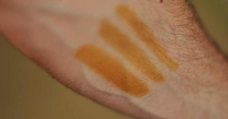 Stavite 3 linije joda na ruku i saznajte nivo joda u telu!