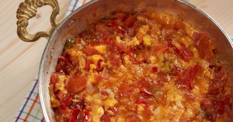 Jelo koje mi se posebno svidelo a koje vrhunski legne za večeru: MENEMEN