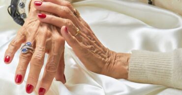 Koja je poenta da žene u šezdesetim godinama rade manikir