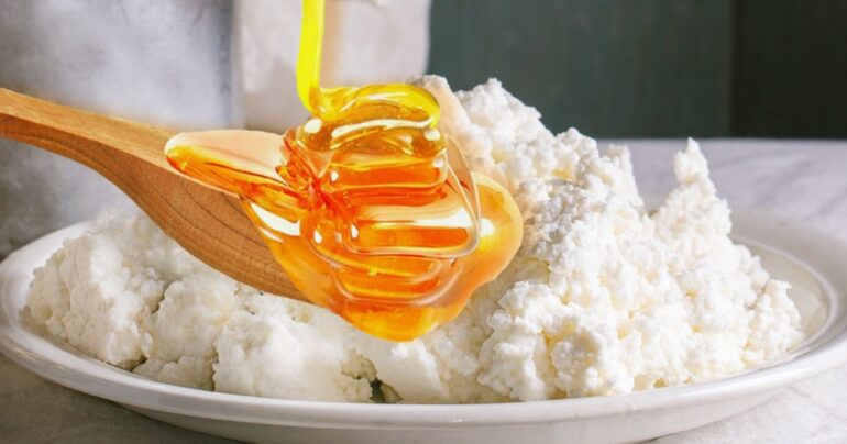 Zašto je sir sa medom TOLIKO koristan?