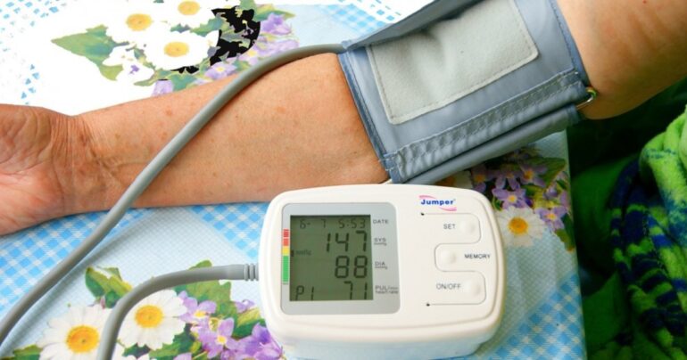 Pogrešno merite krvni pritisak! 90% ljudi pravi ove greške i kvari rezultat